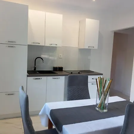 Apartman Laura Jurandvor Exterior photo